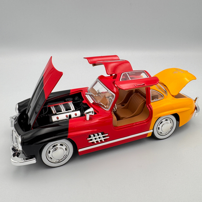 Haizol Benz 300SL Model Car 1:22 Scale, Pull Back Die-cast Vehicles, Collectible Cars with Sounds＆Lights